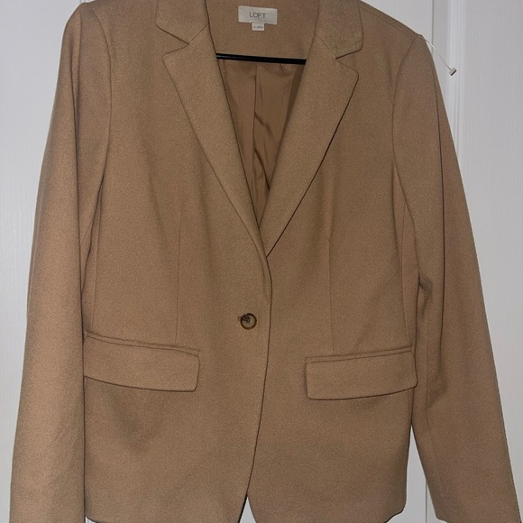 LOFT Jackets & Blazers - LOFT Women's Tan Blazer